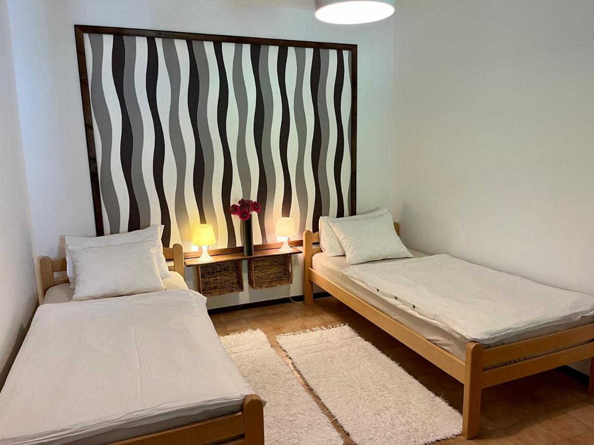 Apartmani Zora Cres Buitenkant foto