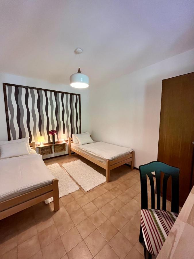 Apartmani Zora Cres Buitenkant foto