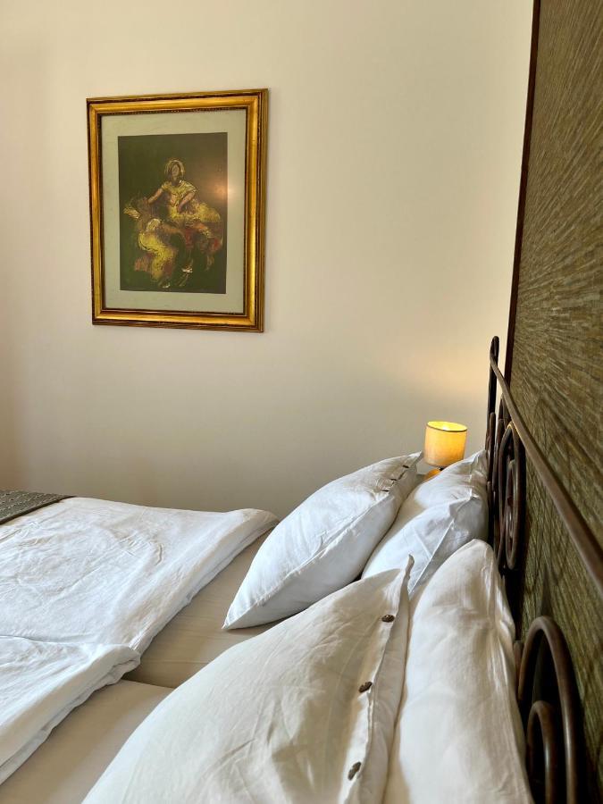Apartmani Zora Cres Buitenkant foto